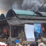 Kebakaran Hanguskan 350 Kios Pedagang di Pasar Induk Kramat Jati | Kabar Siang