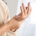 Peringatan! Jangan Abaikan Kesemutan Berulang, Waspadai Potensi Gejala Awal Serangan Stroke